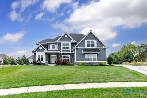 4238 Thornbury Ct, Perrysburg, OH 43551