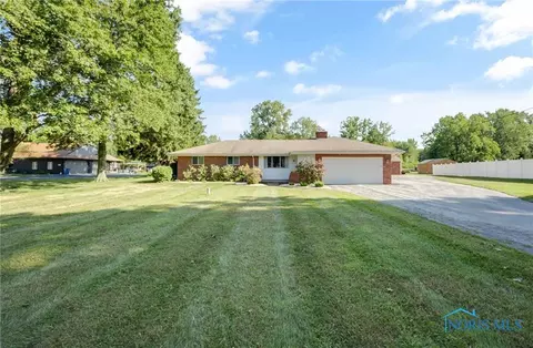 9944 Laplante Rd, Monclova, OH 43542