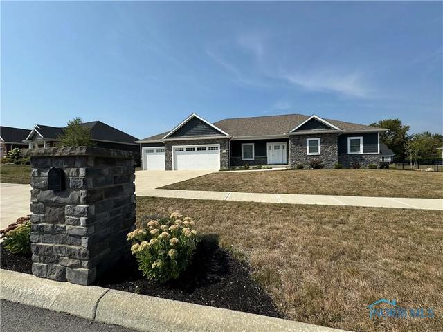 6778 Silver Lake Dr, Findlay, OH 45840