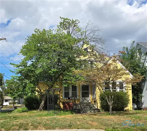 2262 Georgetown Ave, Toledo, OH 43613