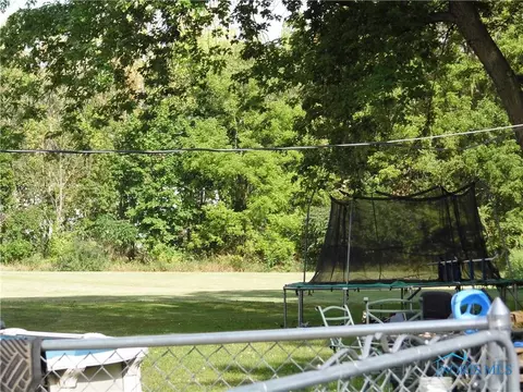 408 N Liberty St, West Unity, OH 43570 photo 5