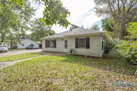 320 S Mccord Rd, Holland, OH 43528
