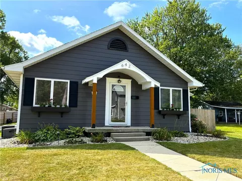 642 Elm St, Wauseon, OH 43567