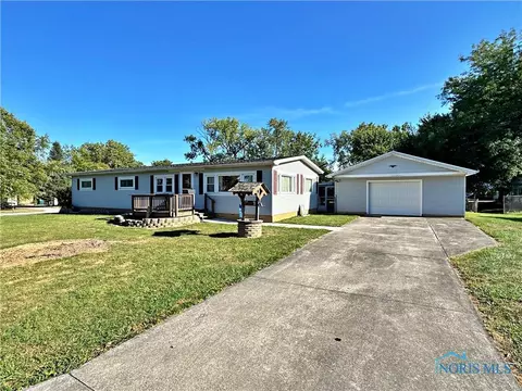 1641 S Duchess Ln, Tiffin, OH 44883