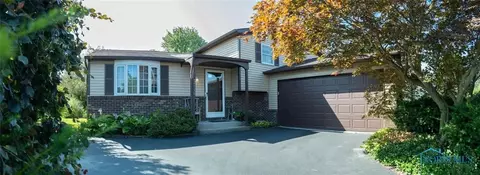 2139 Queensdale Ct, Maumee, OH 43537