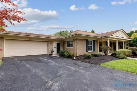 1147 Brigitte Dr, Toledo, OH 43614