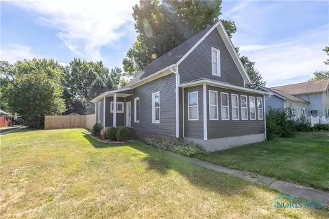 1119 Wilhelm St, Defiance, OH 43512