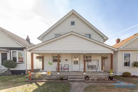204 Elm St, Rossford, OH 43460