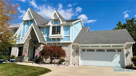6014 Apple Meadow Dr, Sylvania, OH 43560