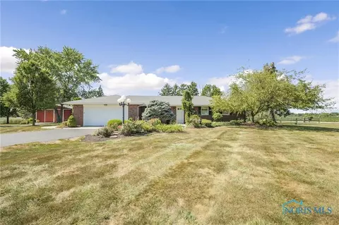 30199 N Fostoria Rd, Millbury, OH 43447