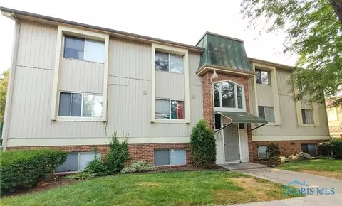 2262 Rockspring Rd #22, Toledo, OH 43614