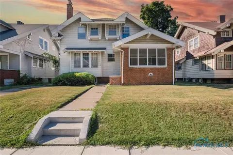35 Rockingham St, Toledo, OH 43608