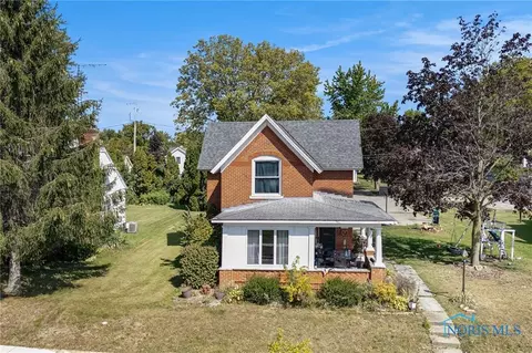 618 Park St, Napoleon, OH 43545