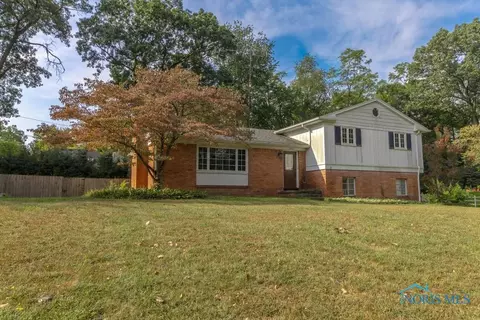 4753 Far Hills Rd, Toledo, OH 43623