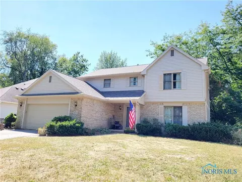 4851 Westcliffe Ct, Sylvania, OH 43560