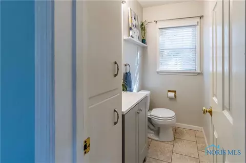 906 Phillips St, Maumee, OH 43537 photo 27