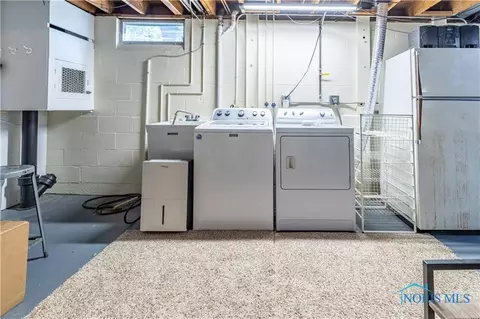 906 Phillips St, Maumee, OH 43537 photo 45