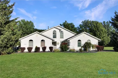 1151 Ottawa Dr, Port Clinton, OH 43452