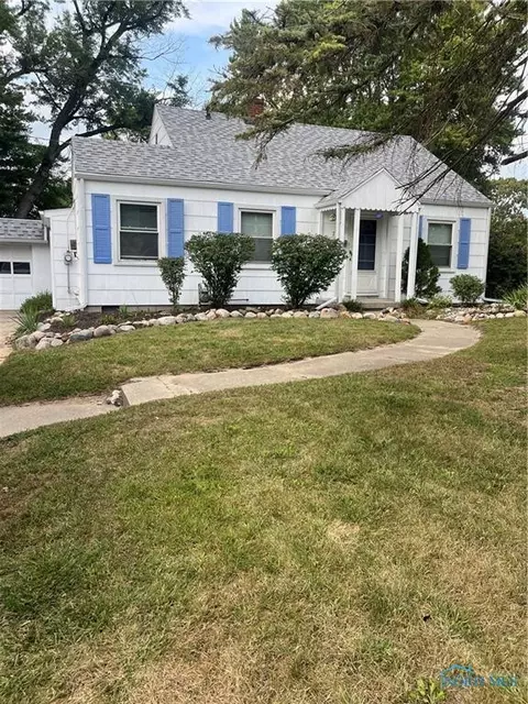 7160 Brint Rd, Sylvania, OH 43560