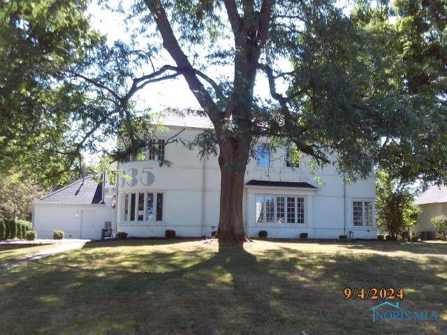 335 Riverside Dr, Rossford, OH 43460