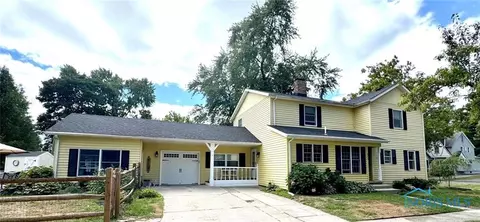 835 Royalton St, Waterville, OH 43566