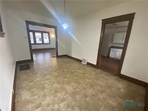 418 Elder Dr, Toledo, OH 43608 photo 5