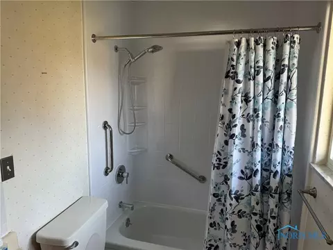 849 E Graceway Dr, Napoleon, OH 43545 photo 14