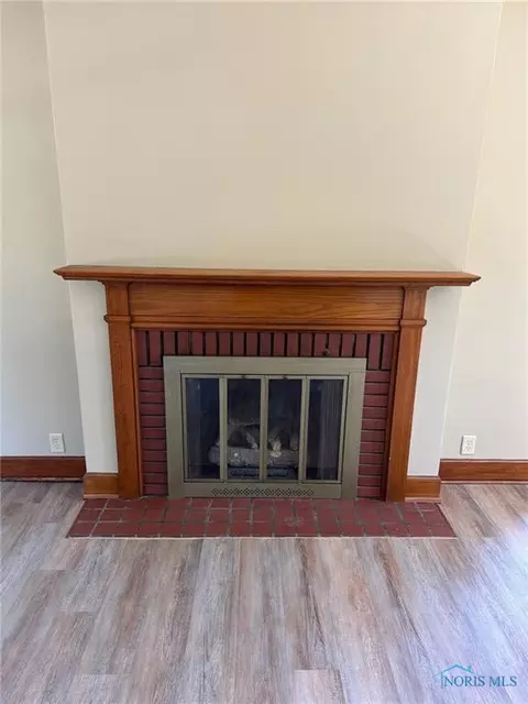 823 W High St, Bryan, OH 43506 photo 7