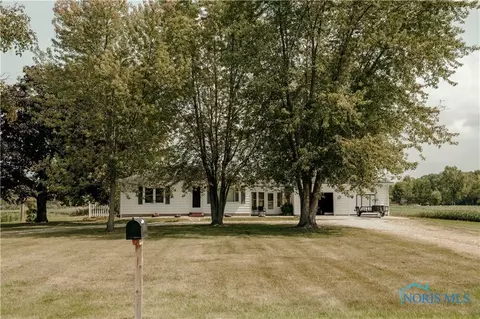 4913 Evansport Rd, Defiance, OH 43512