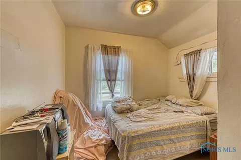 1408 Shenandoah Rd, Toledo, OH 43607 photo 15