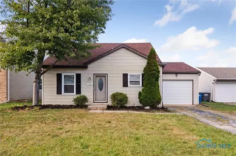 1923 Roselawn Dr, Toledo, OH 43611