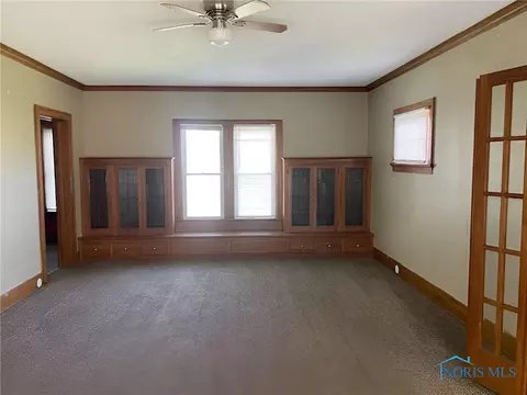 340 W Maple St, Deshler, OH 43516 photo 5