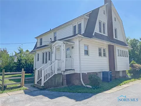 340 W Maple St, Deshler, OH 43516 photo 33
