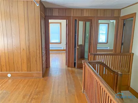 340 W Maple St, Deshler, OH 43516 photo 18