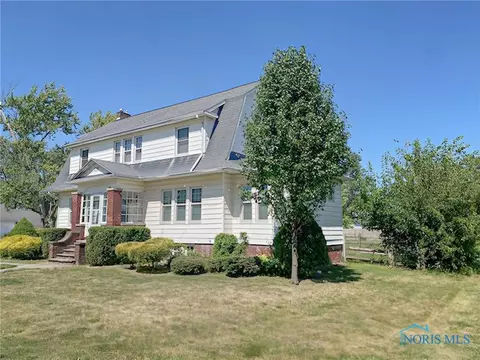 340 W Maple St, Deshler, OH 43516 photo 3