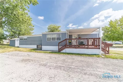 1878 Huntington Dr #201, Findlay, OH 45840