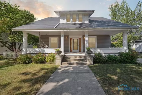 228 Vine St, Wauseon, OH 43567
