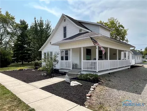 304 S Main St, Grover Hill, OH 45849