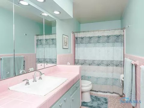 808 Phillips St, Maumee, OH 43537 photo 25