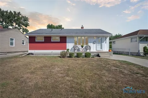 5206 Sheila Dr, Toledo, OH 43613