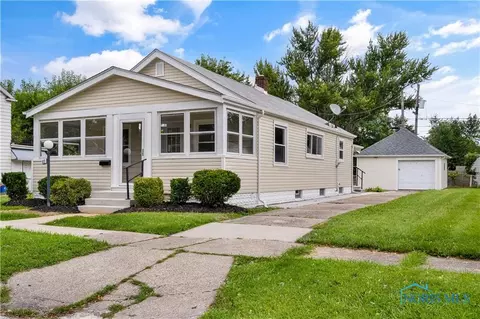 812 Evesham Ave, Toledo, OH 43607 photo 2