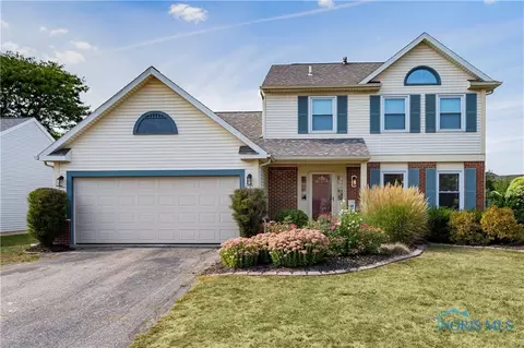 611 Arlene Dr, Maumee, OH 43537