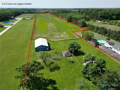 4940 Curtice Rd, Northwood, OH 43619
