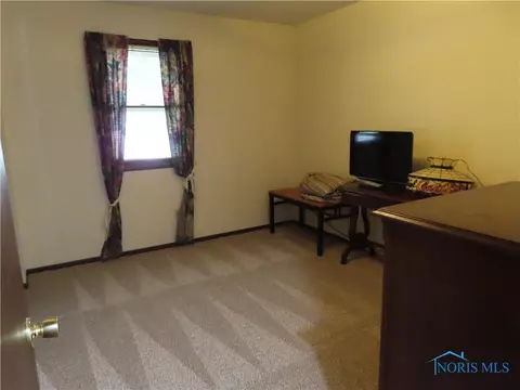 321 Lawndale Dr, Bryan, OH 43506 photo 22