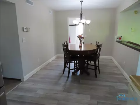 321 Lawndale Dr, Bryan, OH 43506 photo 12