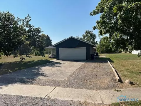 874 E Bryan, Bryan, OH 43506 photo 3