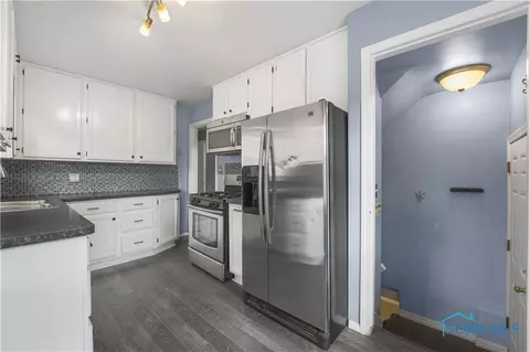2719 Castleton Ave, Toledo, OH 43613 photo 7
