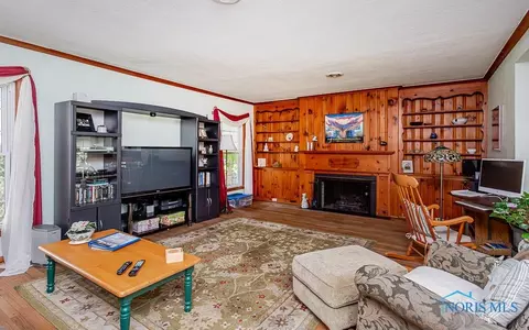 4019 Overlook Blvd, Toledo, OH 43607 photo 2