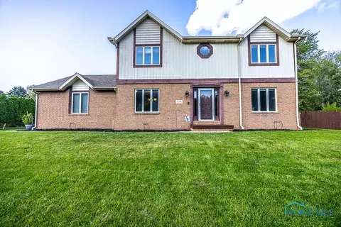 2624 Bowood Rd, Toledo, OH 43617