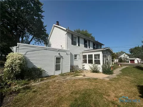 319 River Rd, Maumee, OH 43537 photo 4